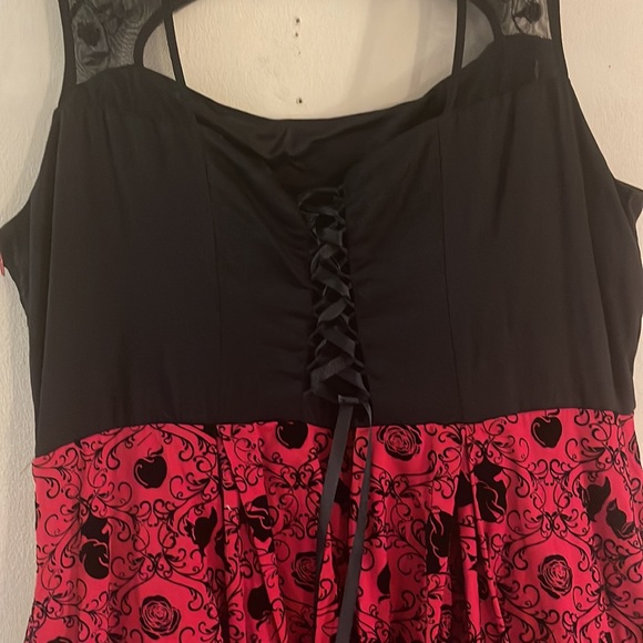 Disney Snow White red and Black dress torrid Plus size 22 - Picture 4 of 6